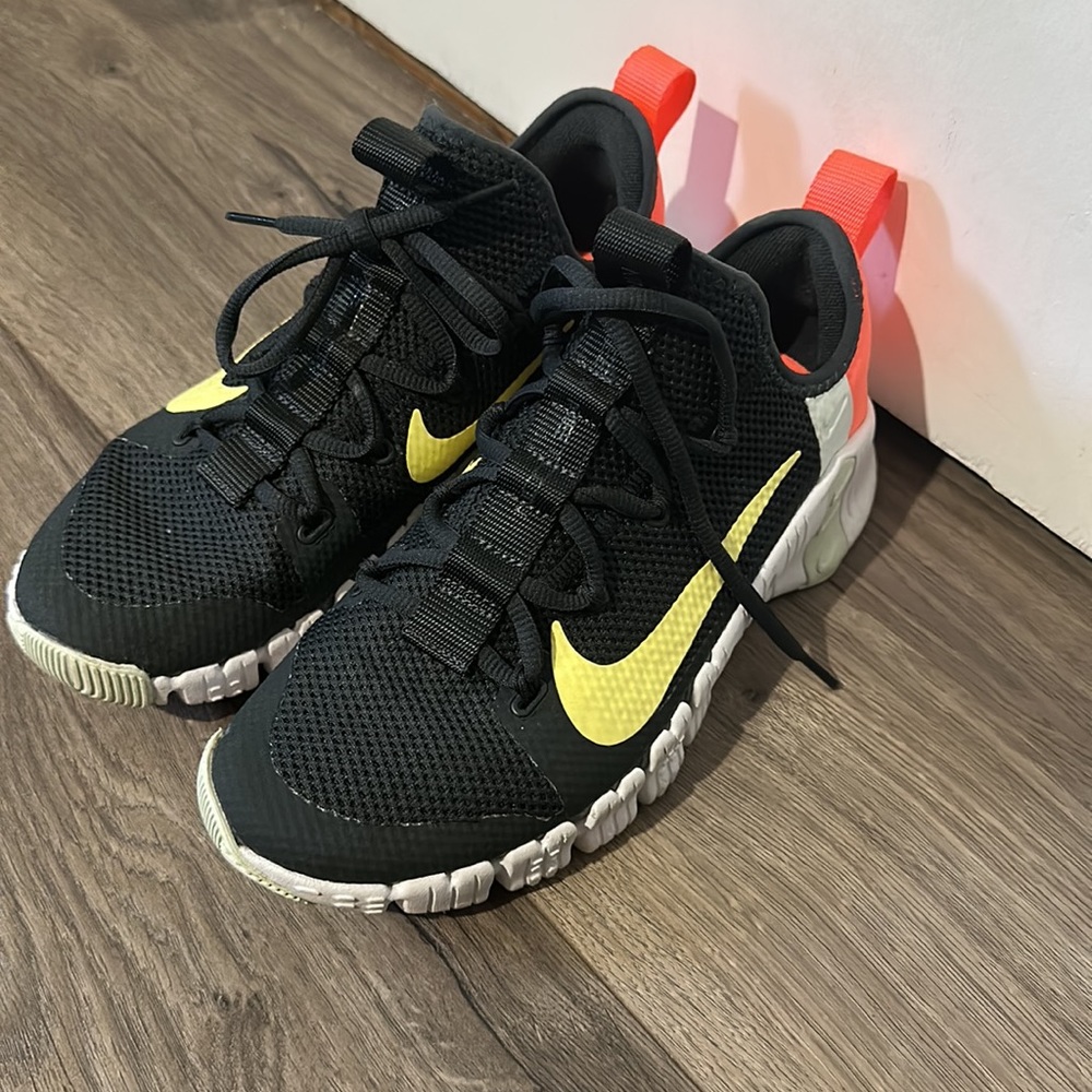 NIKE METCON 3